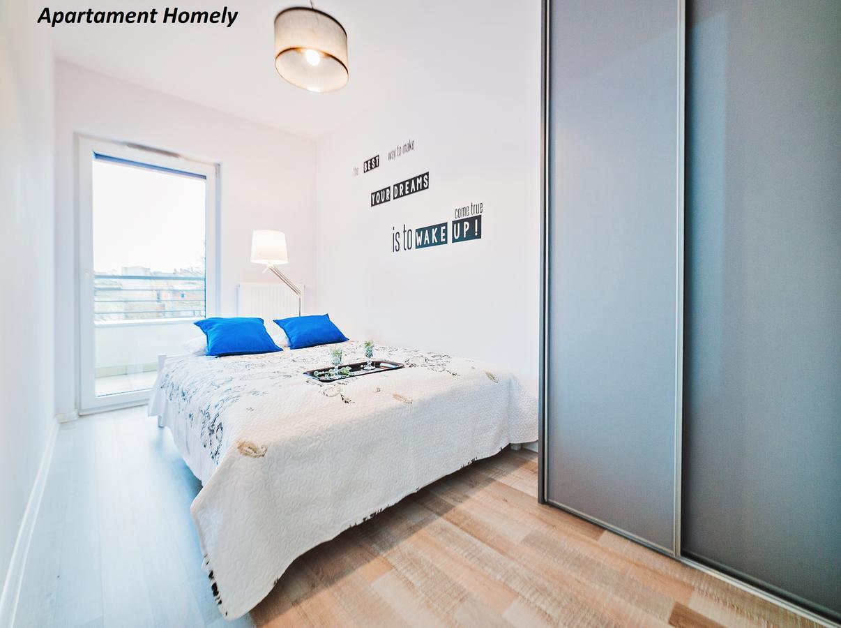 Apartamenty Homely Place - Parking 7 Poznań Buitenkant foto