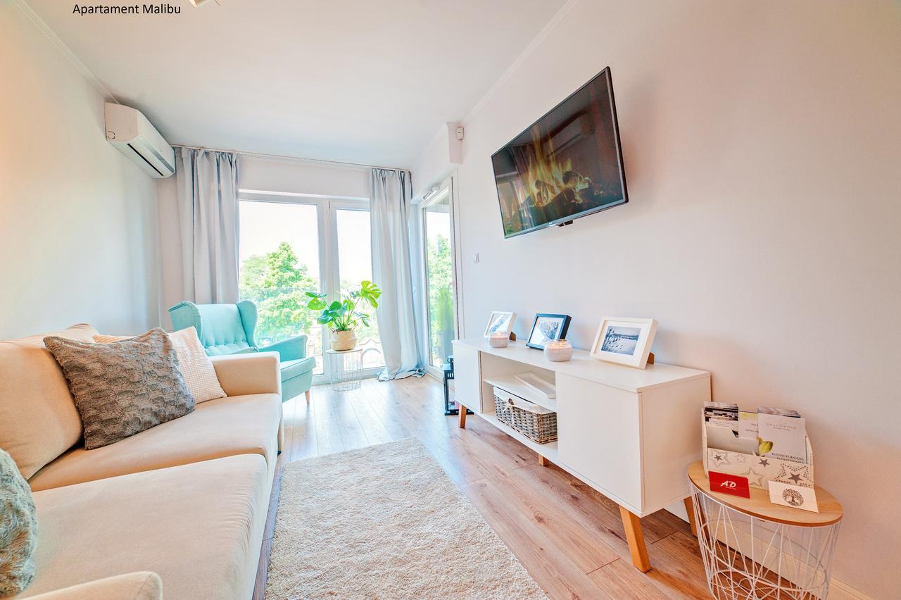 Apartamenty Homely Place - Parking 7 Poznań Buitenkant foto